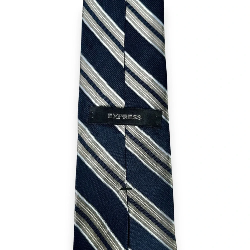 Express Mens‎ Silk Tie 62 x 3.5 LONG Navy Silver Stripe Business Tall Formal USA